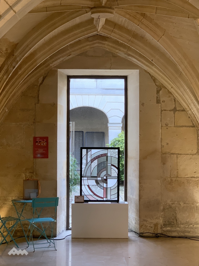 Le vitrail Louis sous les arcades du Couvent des Recollets (XVII°)